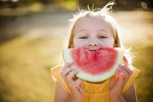 伊丽莎白瓜适合小孩吃吗,儿童饮食佳选，营养美味两不误