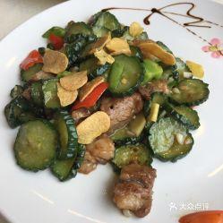 牛吃脆瓜吗,探寻动物饮食习性之谜