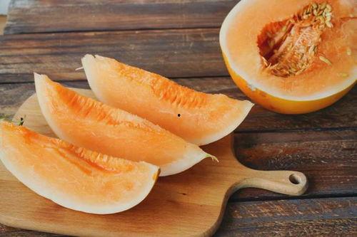 少女吃蜜瓜视频