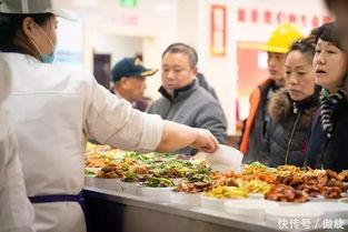 机关食堂吃瓜,共享美味时光