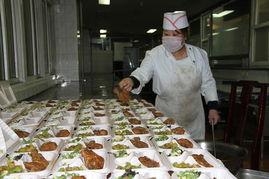 机关食堂吃瓜,共享美味时光