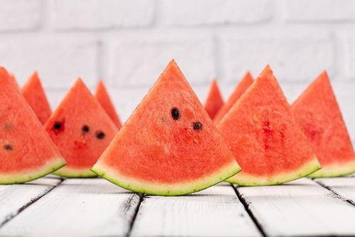 秋秋不吃鱼吃瓜,鱼儿退场，瓜果登场