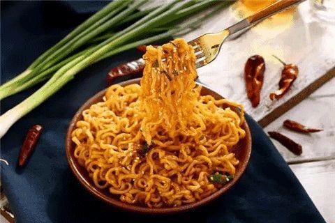 带你吃瓜高端吃泡面,带你领略高端泡面美食之旅