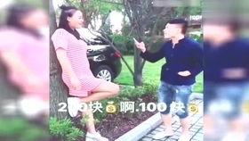 东北小伙吃瓜不给钱,免费吃瓜引发争议