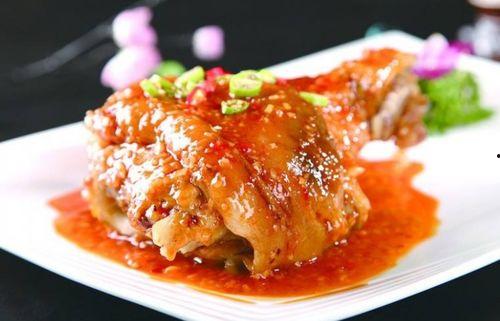 东坡肘子吃瓜船,吃瓜船畅游美食之旅