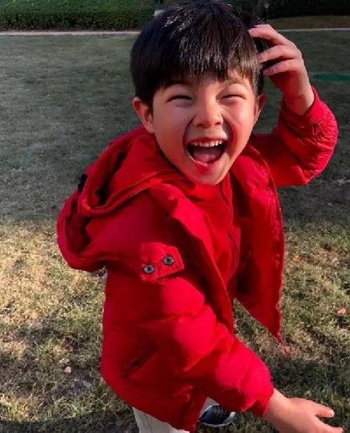 安吉小陈同学吃瓜,揭秘娱乐圈幕后故事