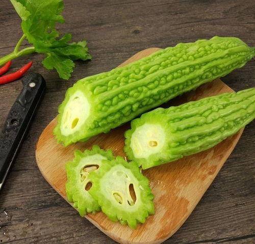 唐十八吃瓜30,揭秘宫廷秘闻，品味皇家生活